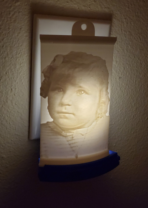 Upgrade Holdaphane wall mount nightlight